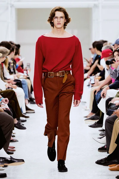 Look 34